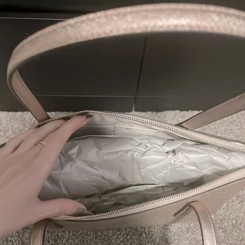 Kate Spade Lola Shimmy Glitter Rose Gold Holiday Tote Bag - Picture 11 of 14